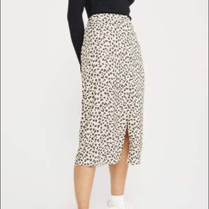 Abercrombie & Fitch Leopard Midi Skirt